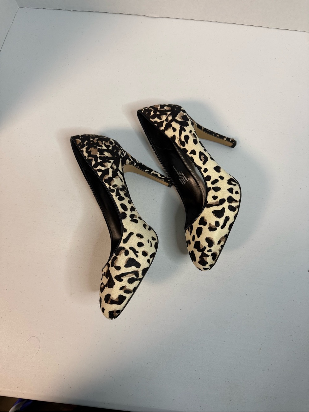 🐆🐆White House Black Market Panther Print Pumps Size 8